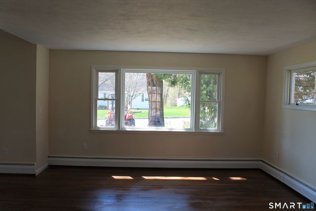 134 Sunset Street, Windsor Locks, CT 06096