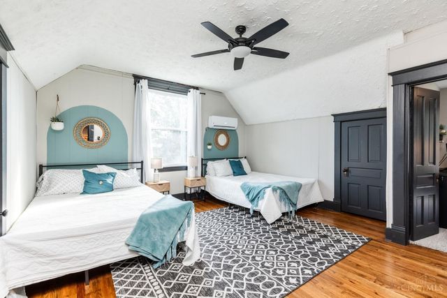 4559 Smith Road, Norwood, OH 45212