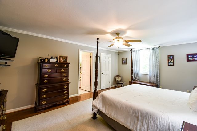 2403 Hidden Lake Cir, Columbia, TN 38401