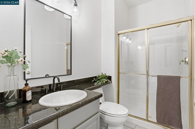 24 Blackwood Ct, Walnut Creek, CA 94596