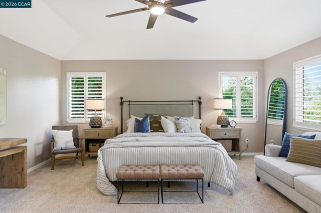 24 Blackwood Ct, Walnut Creek, CA 94596