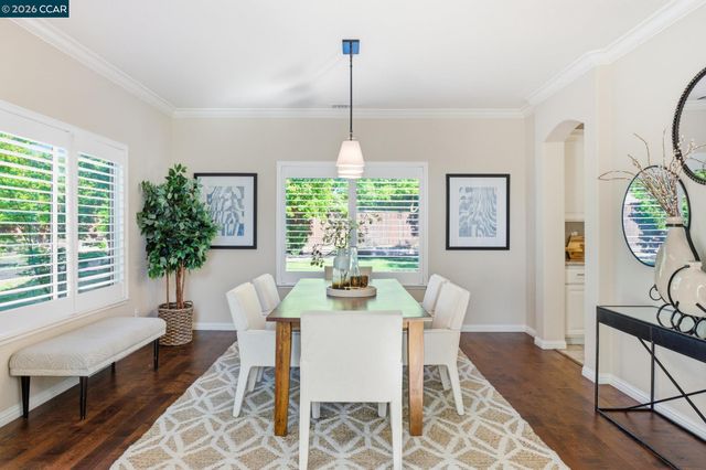 24 Blackwood Ct, Walnut Creek, CA 94596