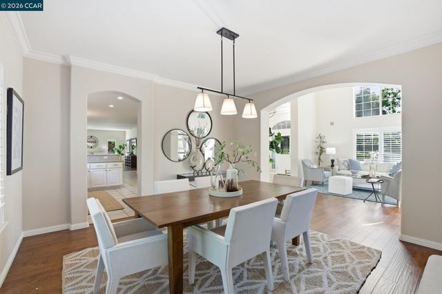 24 Blackwood Ct, Walnut Creek, CA 94596
