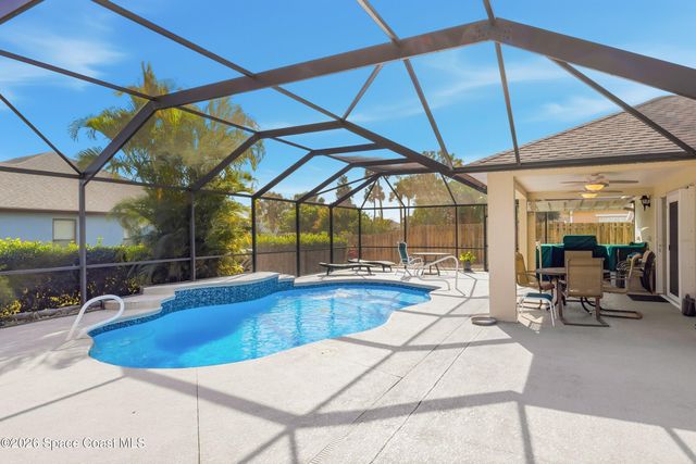 263 Mcclain Drive, Melbourne, FL 32904