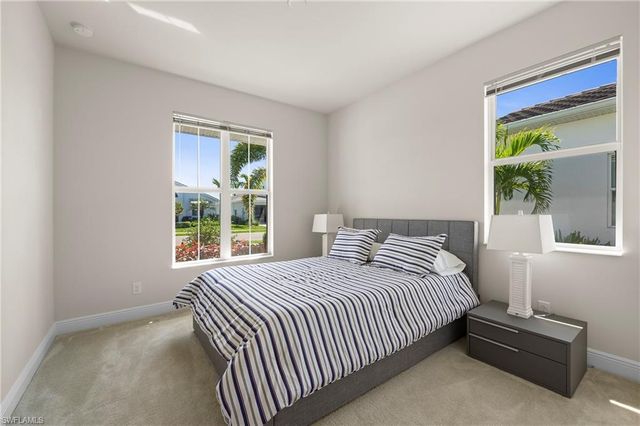 8897 Redonda DR, Naples, FL 34114