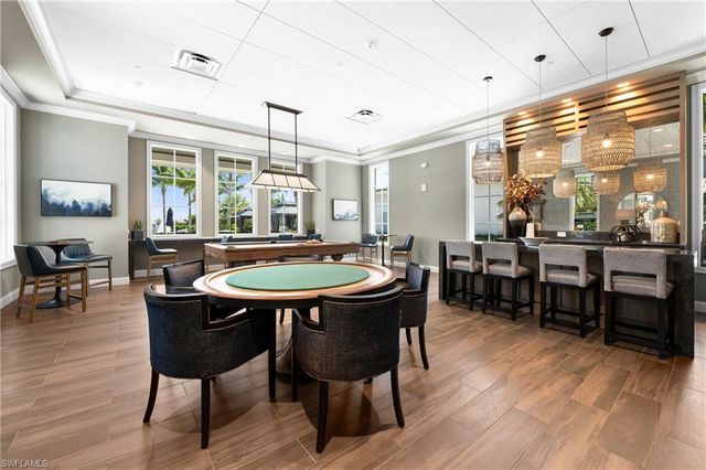 8897 Redonda DR, Naples, FL 34114