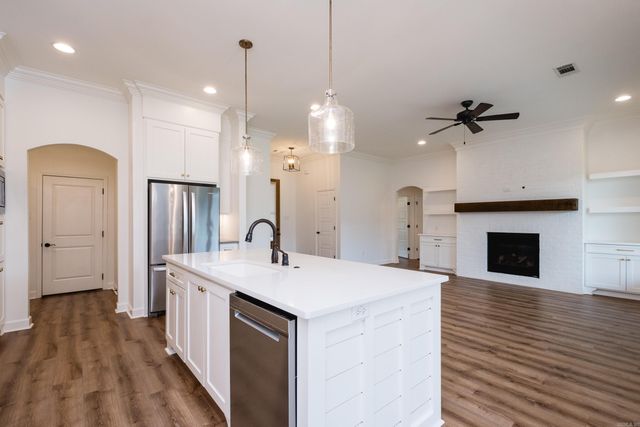 6057 Meridian Drive, Bryant, AR 72002