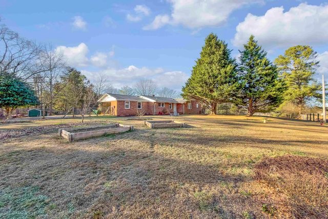 2551 Compton Bridge Road, Inman, SC 29349