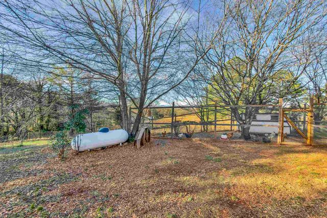 2551 Compton Bridge Road, Inman, SC 29349