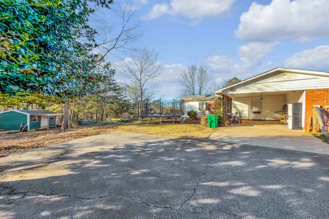 2551 Compton Bridge Road, Inman, SC 29349