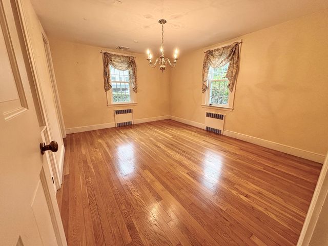 4 Home Meadows Ln, Hingham, MA 02043