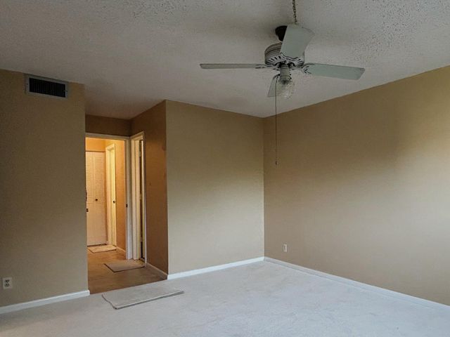 21 Colonial Club Drive 202, Boynton Beach, FL 33435