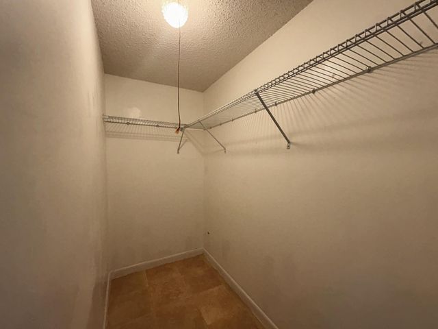 21 Colonial Club Drive 202, Boynton Beach, FL 33435