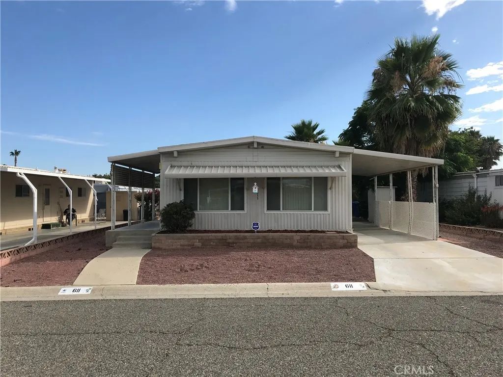 611 Santa Clara, Hemet, CA 92543