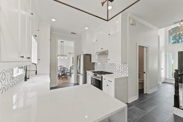 12556 Marina Loop, Willis, TX 77318