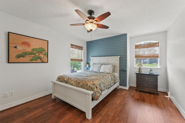 12556 Marina Loop, Willis, TX 77318