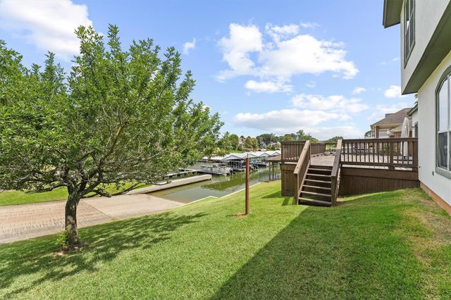 12556 Marina Loop, Willis, TX 77318