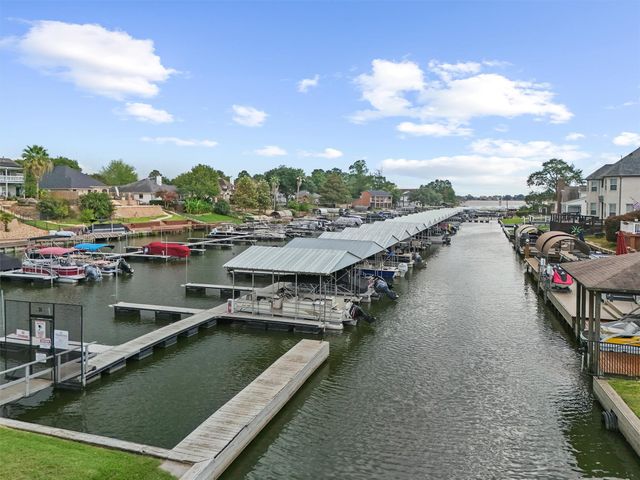 12556 Marina Loop, Willis, TX 77318
