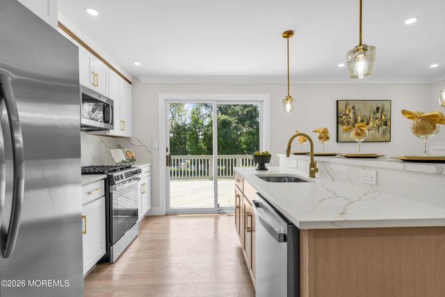 326 Broad Street, Eatontown, NJ 07724