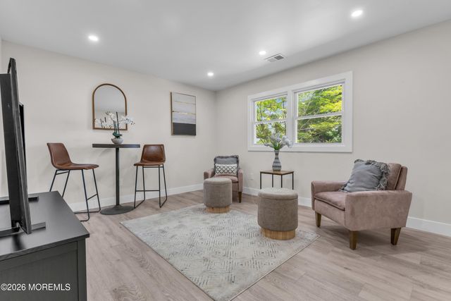 326 Broad Street, Eatontown, NJ 07724