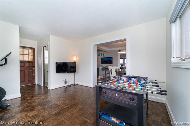 4311 Arlington Drive, Royal Oak, MI 48073