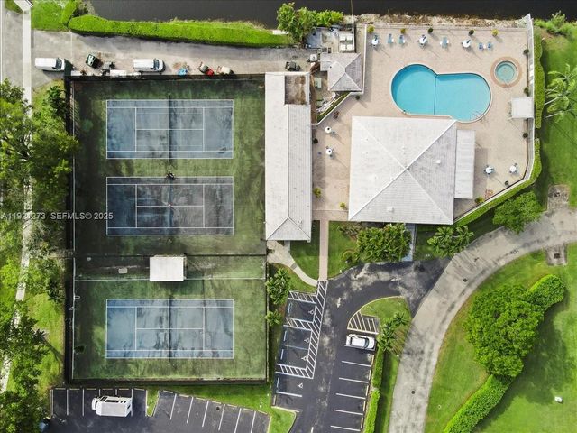 1020 NW 88th Ave D100, Plantation, FL 33322