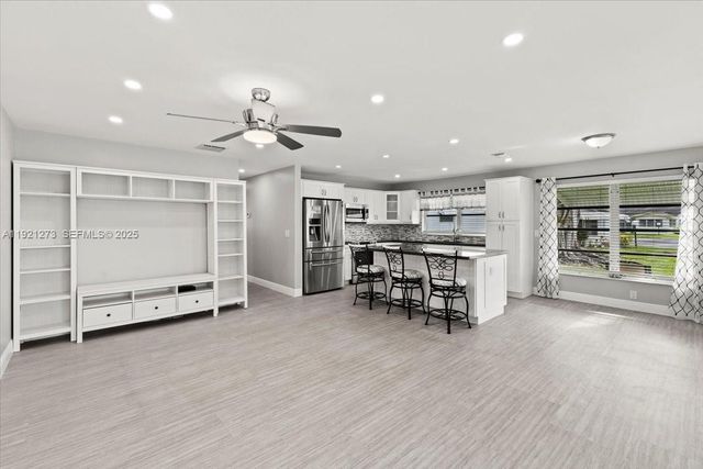 1020 NW 88th Ave D100, Plantation, FL 33322