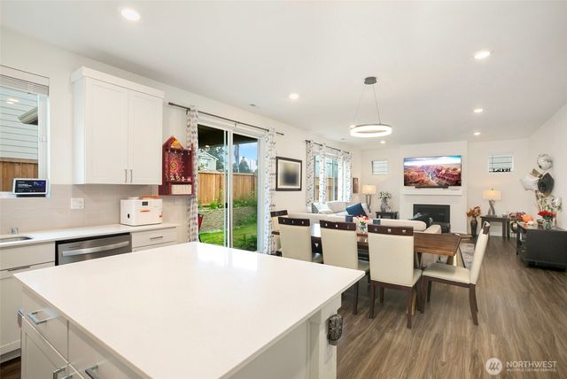 10719 SE 243rd Lane, Kent, WA 98030