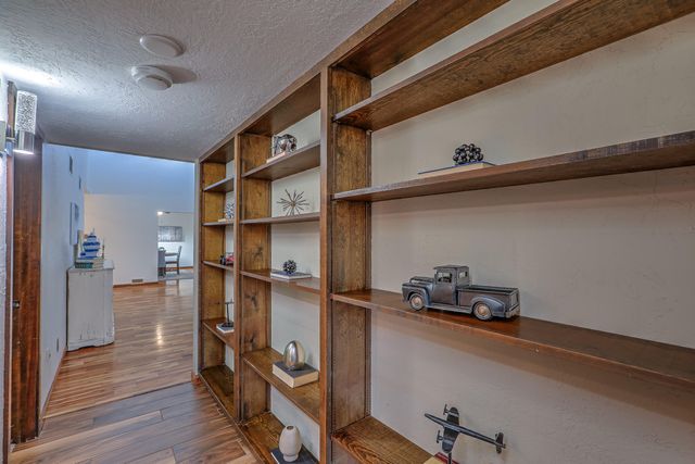 1230 John Road, Belen, NM 87002