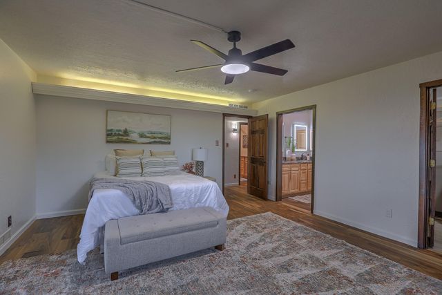 1230 John Road, Belen, NM 87002