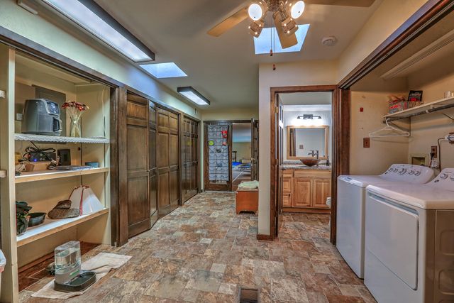 1230 John Road, Belen, NM 87002