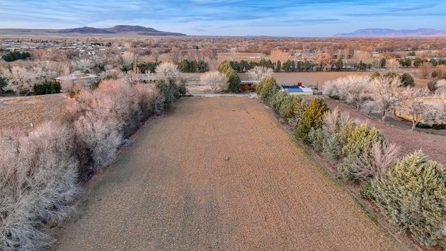 1230 John Road, Belen, NM 87002