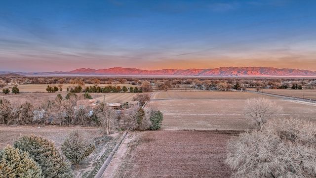 1230 John Road, Belen, NM 87002