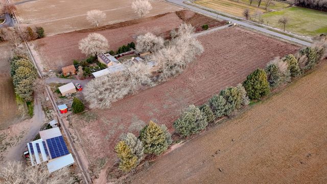 1230 John Road, Belen, NM 87002