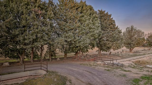 1230 John Road, Belen, NM 87002