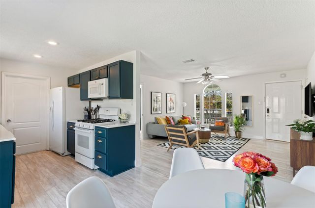 5706 Tura LN, Austin, TX 78721