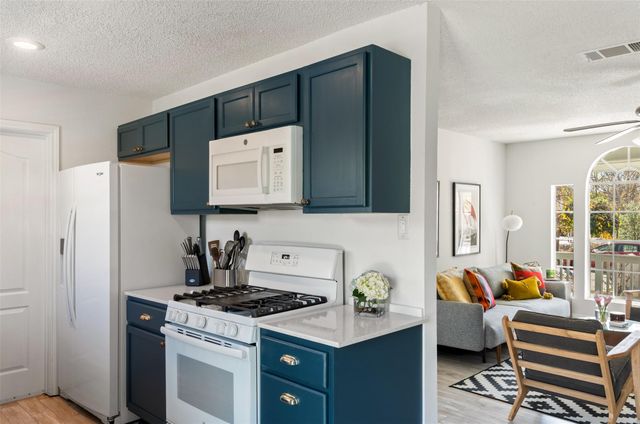 5706 Tura LN, Austin, TX 78721