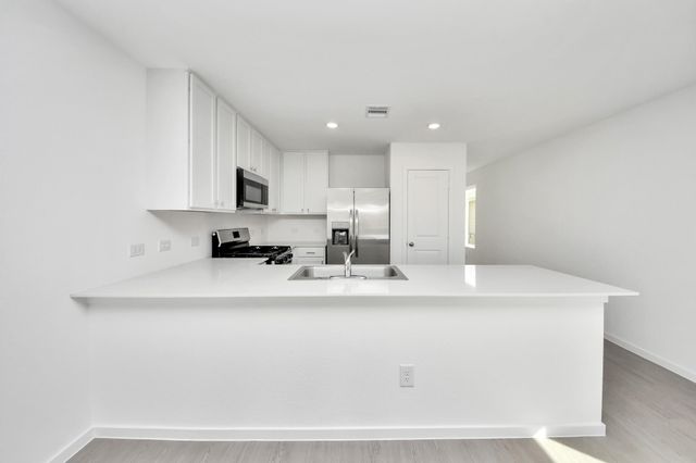 29643 Knollwood Bay Road, Waller, TX 77484
