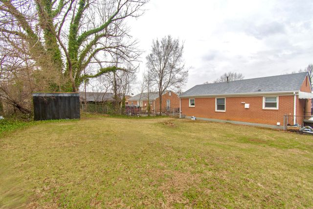 2741 Kennedy ST, Roanoke, VA 24012