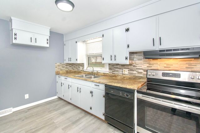 2741 Kennedy ST, Roanoke, VA 24012