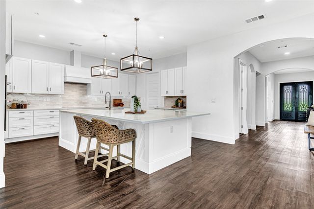 1045 Peppy San Drive, Lucas, TX 75002