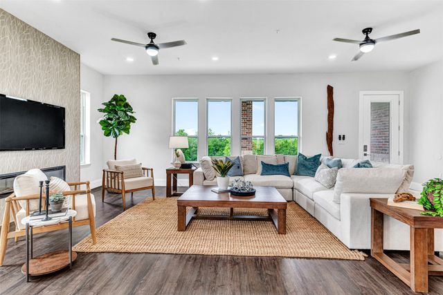 1045 Peppy San Drive, Lucas, TX 75002