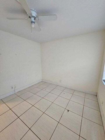 3099 NW 48TH Avenue 155, Lauderdale Lakes, FL 33313