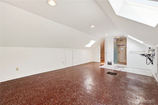 4747 4th Avenue NE, Seattle, WA 98105