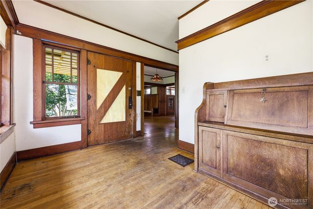 4747 4th Avenue NE, Seattle, WA 98105