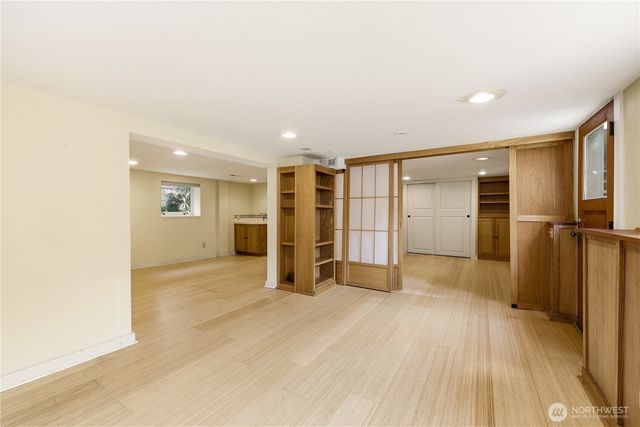 4747 4th Avenue NE, Seattle, WA 98105