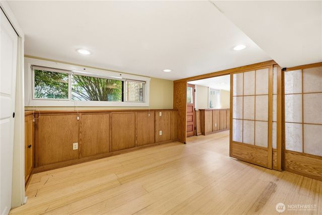 4747 4th Avenue NE, Seattle, WA 98105