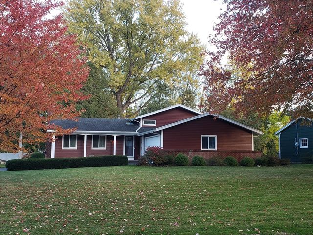 52 Marble Dr, Greece, NY 14615