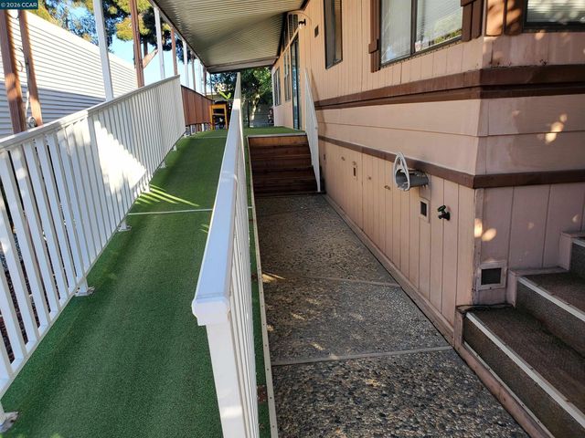 16 Surf Drive, Pittsburg, CA 94565