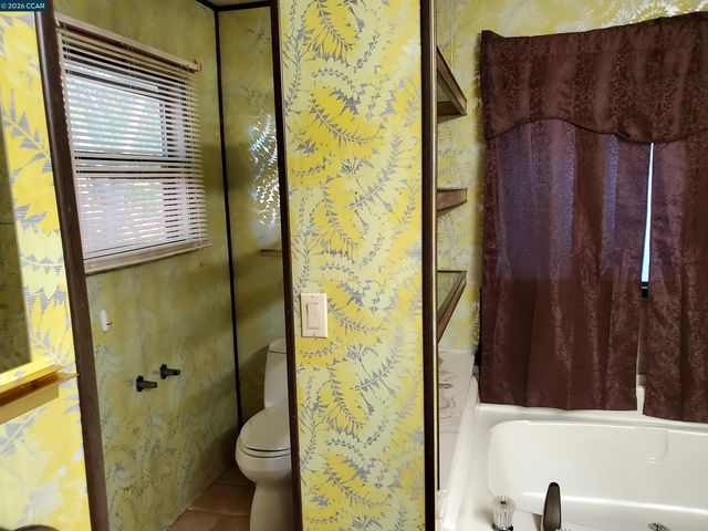 16 Surf Drive, Pittsburg, CA 94565